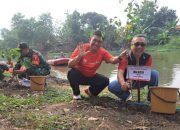 Suparma Tanam 80 Pohon Kluwih, Tebar 8000 Bibit Ikan di Surabaya.