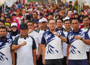Peringati HUT ke-53, Petrokimia Gresik Gelar Jalan Sehat Meriah Bersama Warga