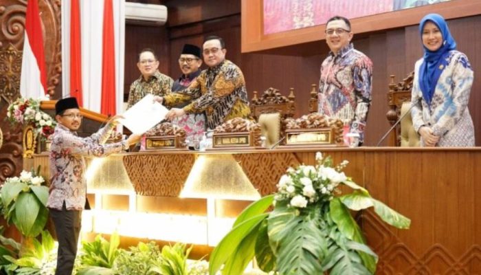 Perubahan APBD 2025 Jatim Harus Berdampak Nyata pada Pengentasan Kemiskinan