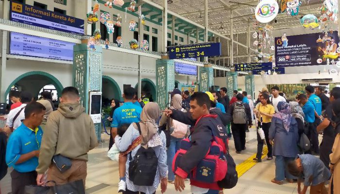 KAI Sambut HUT RI, Ribuan Penumpang Serbu Tiket Promo Merdeka