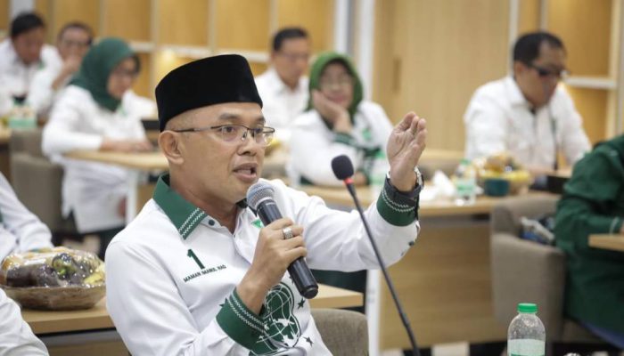 Komisi VIII DPR Minta Kemenag Periksa Kakanwil NTB yang Lempar Mikrofon