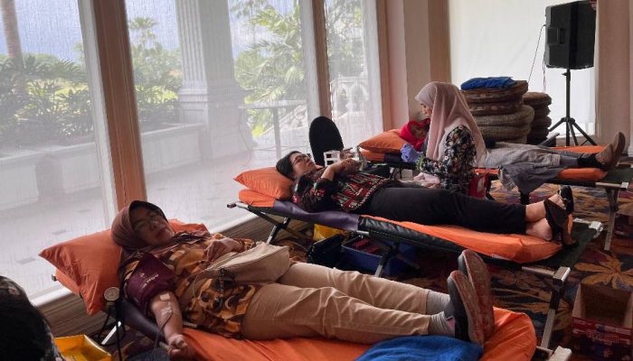 HUT ke-36, PT Karabha Digdaya Gelar Donor Darah dan Dukung UMKM Tapos