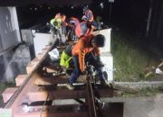 Jaga Lingkungan, KAI Daop 7 Madiun Ganti Bantalan Kayu Rel dengan Bantalan Sintetis