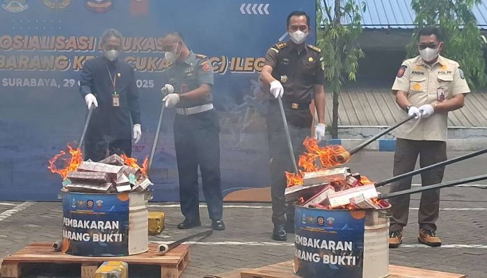 Empat Bulan Operasi, Bea Cukai Jatim Sita dan Musnahkan 17,1 Juta Rokok Tanpa Cukai