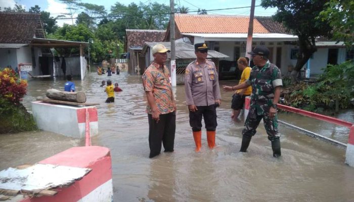 Hujan Ekstrem Sebabkan Banjir Genangan, Puluhan Rumah di Jatiroto Lumajang Terendam
