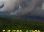 Gunung Semeru Kembali Aktif, Awan Panas Guguran Capai 4 Kilometer