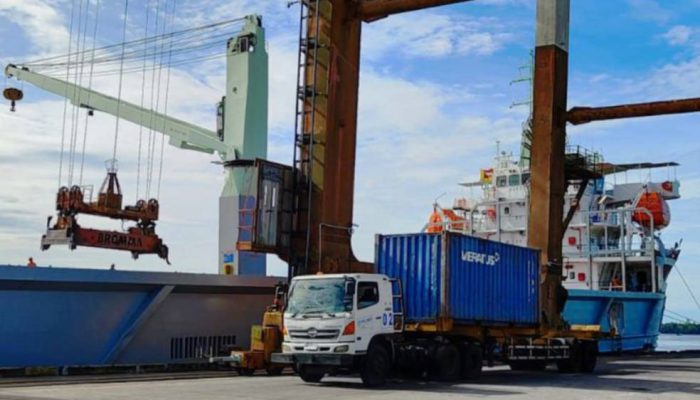 Kinerja TPK Bagendang Tumbuh Positif Sepanjang 2025, Arus Peti Kemas Naik 4 Persen