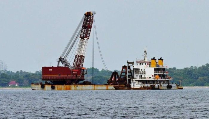 Operasi Pengangkatan Bangkai KMP Tunu Pratama Jaya Dimulai di Perairan Selat Bali