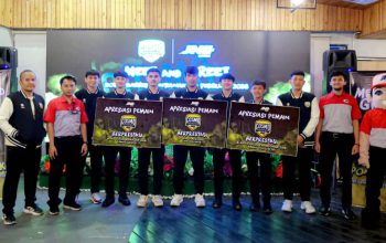 JNE Guyur Bonus Puluhan Juta Rupiah untuk Punggawa Cosmo JNE FC yang Berprestasi di Timnas