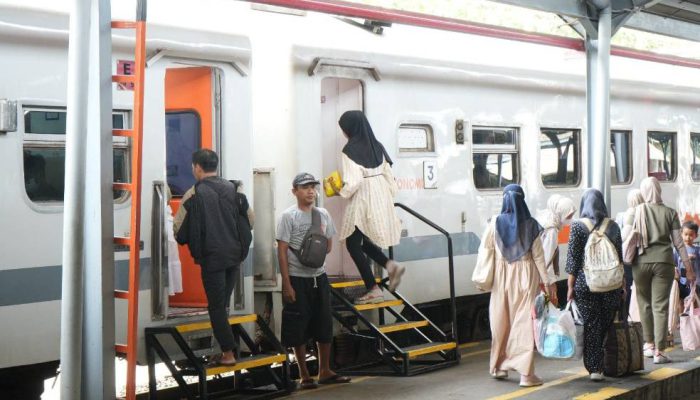 KAI Siapkan 2,27 Juta Kursi Tersisa untuk Mudik Lebaran 2026