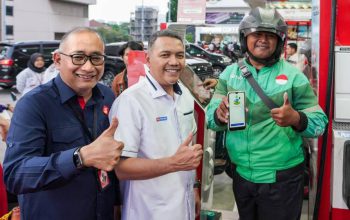Sinergi Pertamina Patra Niaga dan Telkomsel, Ojol Dapat Paket Data Plus Voucher BBM