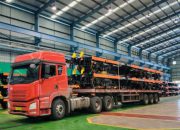 60 Gerbong Datar Buatan INKA Banyuwangi Meluncur ke Palembang