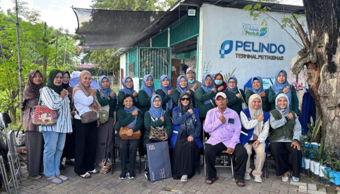 TPS Dorong Warga Sidotopo Wetan Kelola Sampah Lewat Kolaborasi Bank Sampah