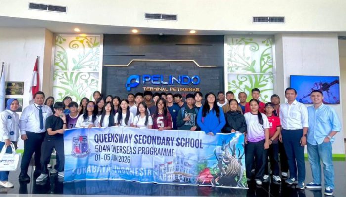 Terminal Teluk Lamong Kenalkan Teknologi Pelabuhan Modern kepada Pelajar Singapura