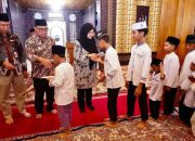 Bupati Ipuk Ajak Perbanyak Amal di Bulan Muharram Lewat Doa Bersama dan Santunan Anak Yatim