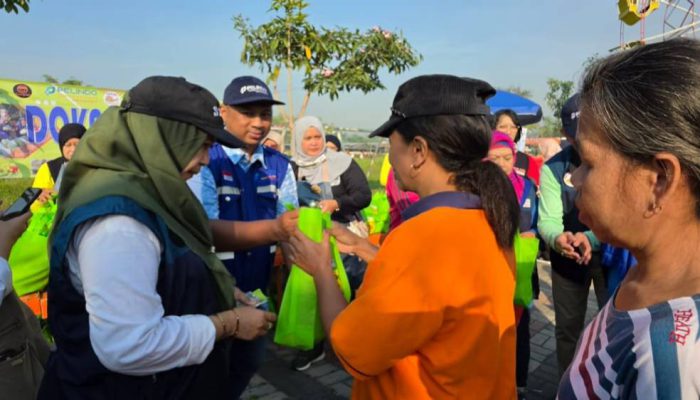 TPS Dukung Program DOKAR Baksose Suroboyo di Kecamatan Lakarsantri, Warga Dapatkan Bahan Pangan Bergizi dengan Harga Terjangkau