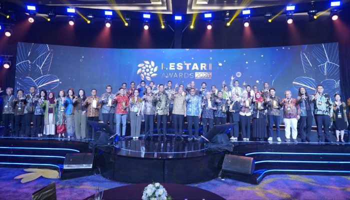 Komitmen Cetak Pemimpin Digital Masa Depan, Telkom Raih Lestari Award 2026