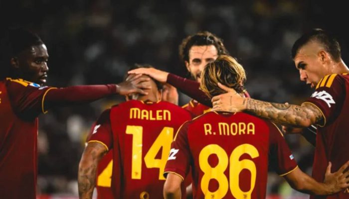 Donyell Malen Hat-trick, AS Roma Bantai Fiorentina 4-0