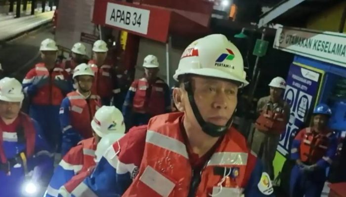 Pastikan Stok BBM Aman, Komut Pertamina Tinjau IT Tanjung Wangi Banyuwangi