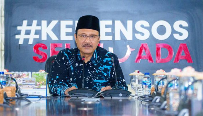 Gus Ipul Tegaskan Lulusan Sekolah Rakyat Harus Kuliah atau Jadi Pekerja Terampil
