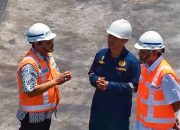 Dukung Logistik Ramah Lingkungan, Terminal Petikemas Nilam Tambah Unit E-RTG Baru