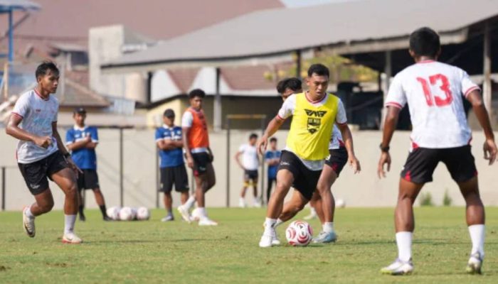 Usai Kalah dari Persipura, De Red FC Bidik Kebangkitan Saat Hadapi Persis Solo