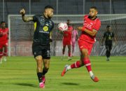 De Red FC Gagal Bangkit, Barito Putera Curi Kemenangan 2-0 di Surabaya