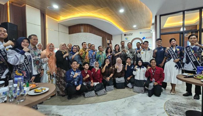 BRI Peduli Dukung Gerai CERDAS PeKA di UNAIR, Perkuat Literasi dan Pelindungan Konsumen Digital